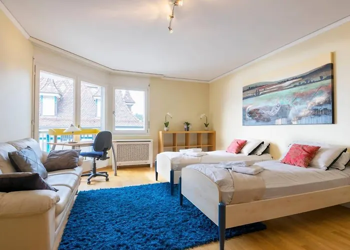 Alpine Stunning In By Guestlee Apartament